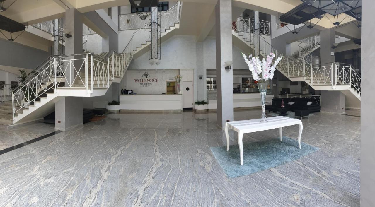 Palahotel Vallenoce Decollatura Екстер'єр фото