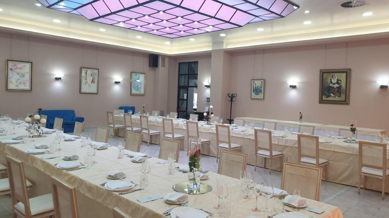 Palahotel Vallenoce Decollatura Екстер'єр фото